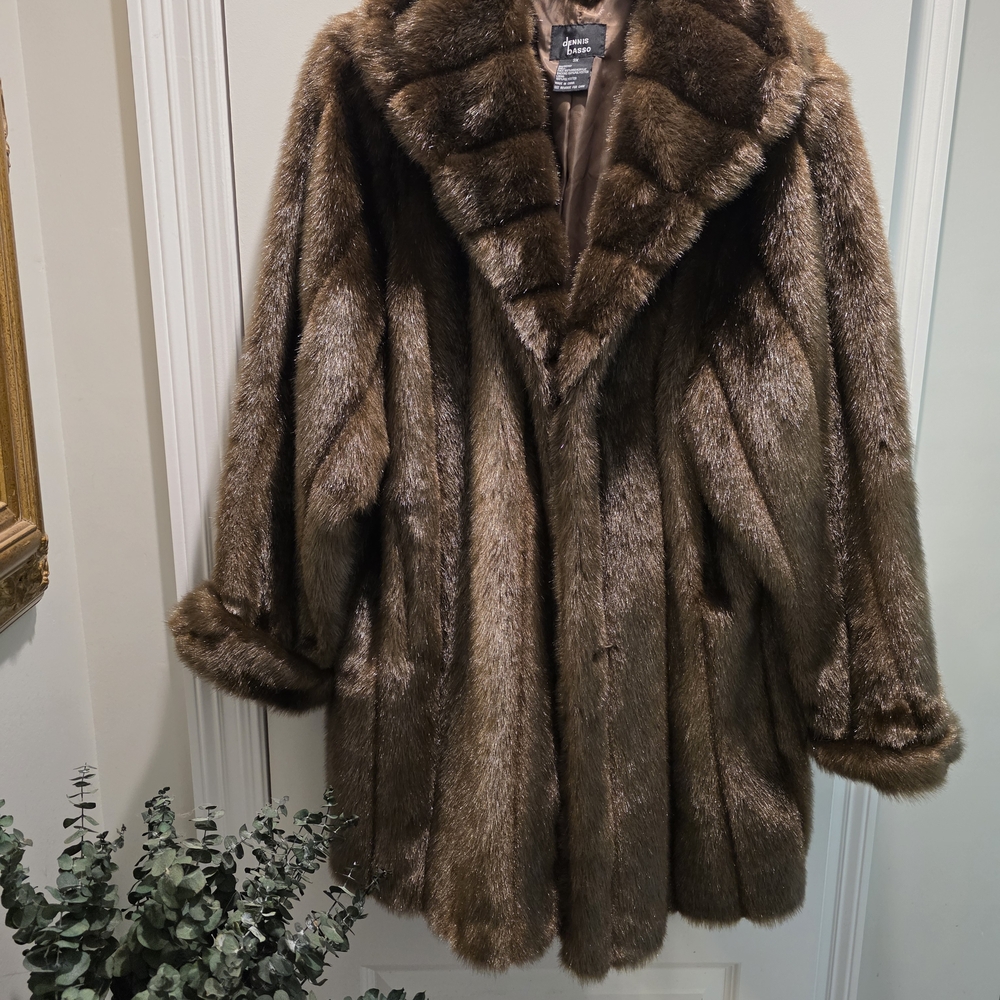 Dennis Basso Luxurious Brown Teddy Jacket